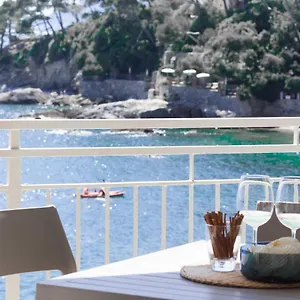 sulla-spiaggia-di-toto-e-tota.hotelitalianriviera.com/